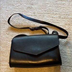 Portland Leather Goods Astoria Black Purse